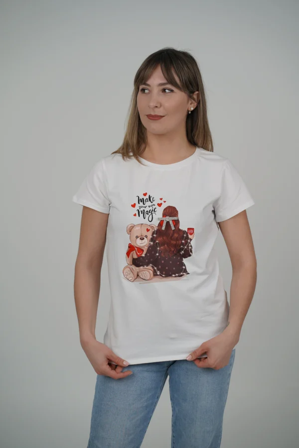 T-Shirt Make Your Own Magic - immagine 3